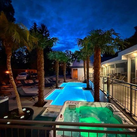 Kinizsi Udvar Apartmanház Balatonboglár Esterno foto