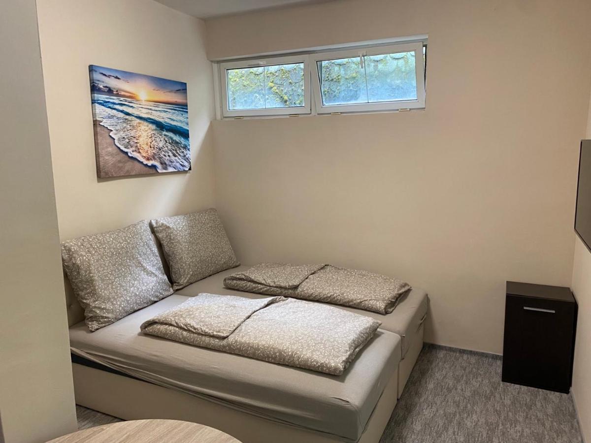 Kinizsi Udvar Apartmanház Balatonboglár Esterno foto