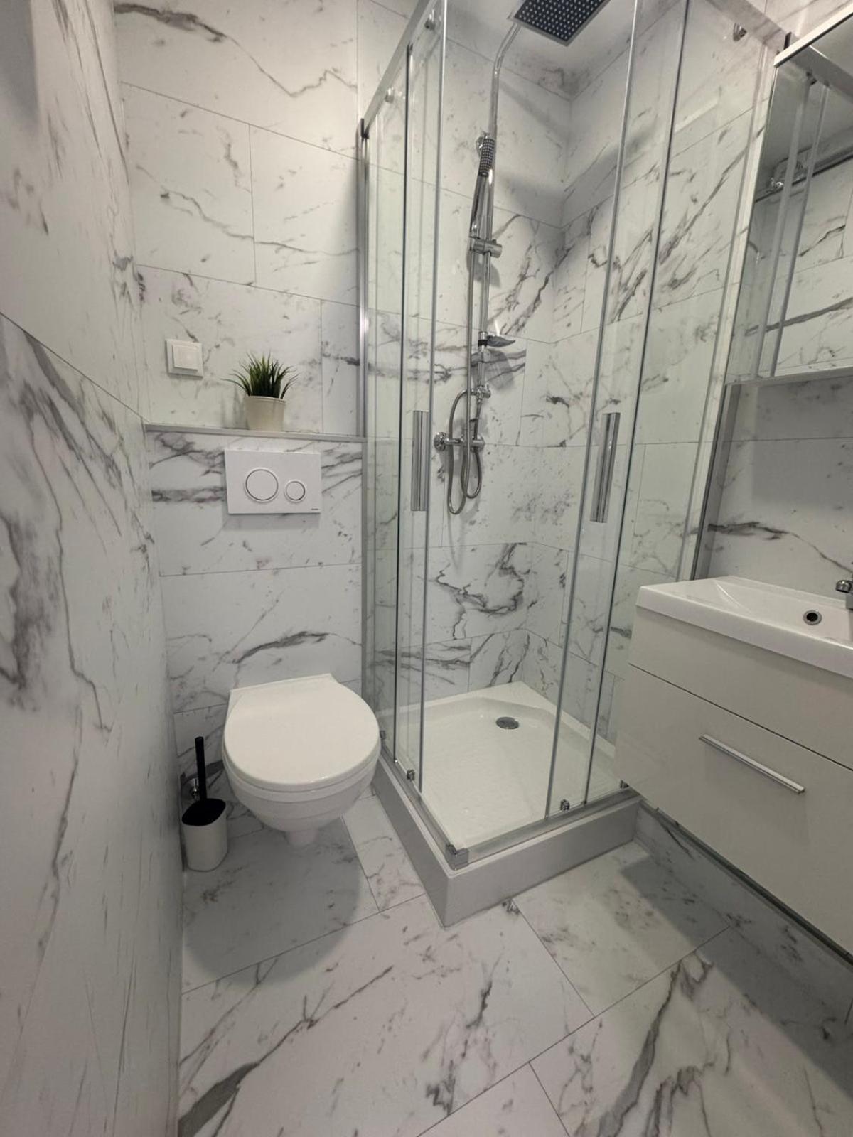Kinizsi Udvar Apartmanház Balatonboglár Esterno foto