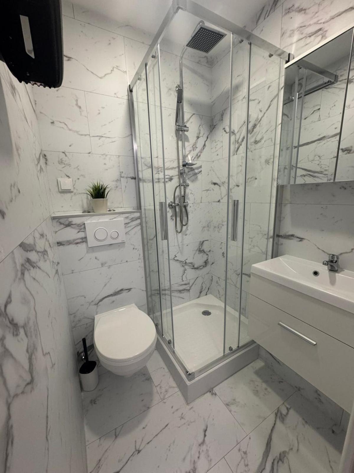 Kinizsi Udvar Apartmanház Balatonboglár Esterno foto