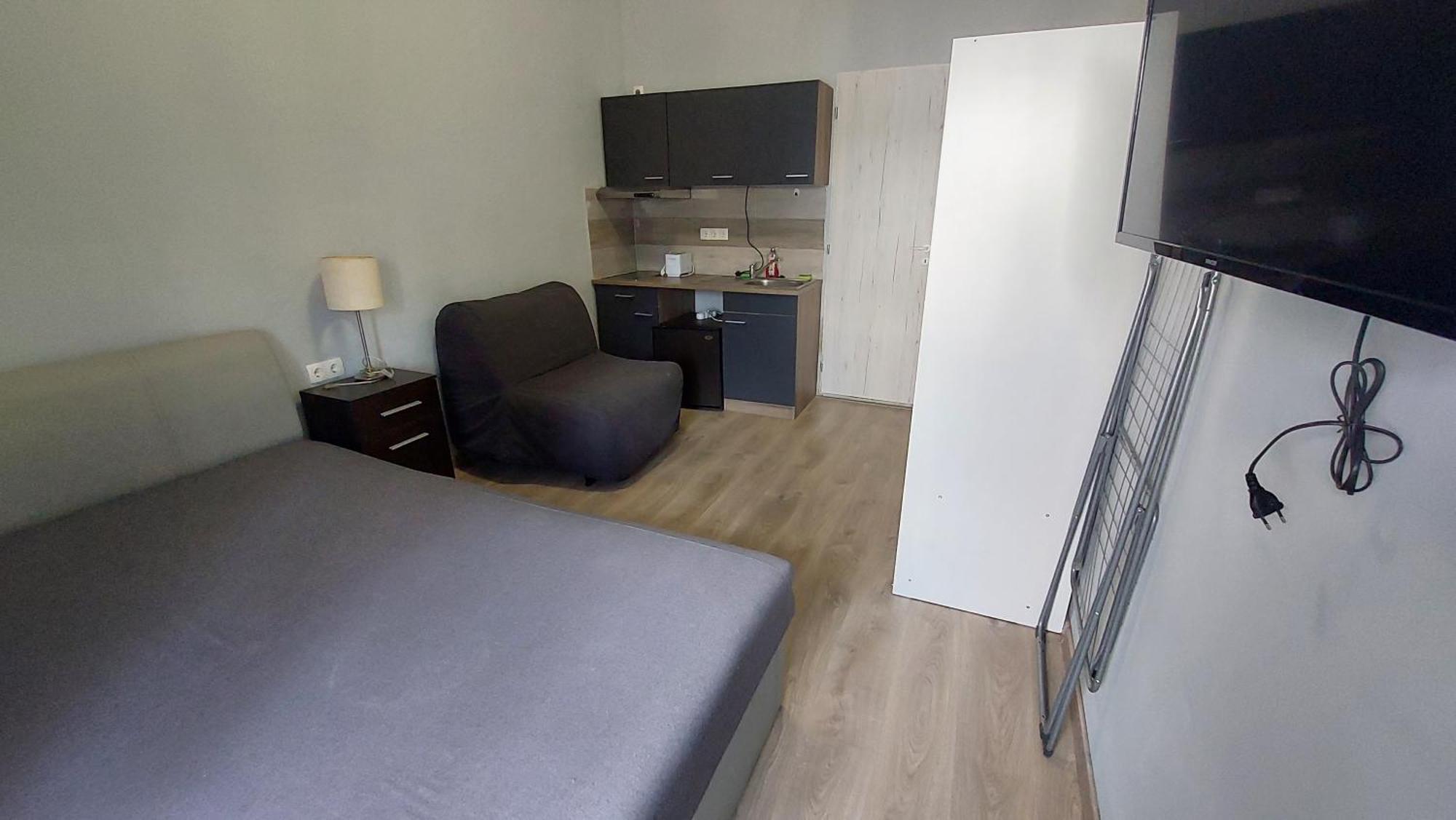 Kinizsi Udvar Apartmanház Balatonboglár Esterno foto